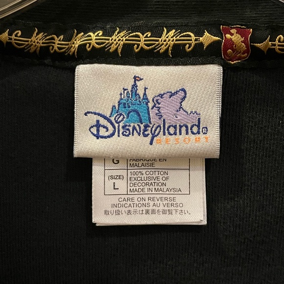 Disneyland Resort Men’s 1/4 Zip Pullover Sweater Embroidered Crest Black Large - Picture 5 of 9